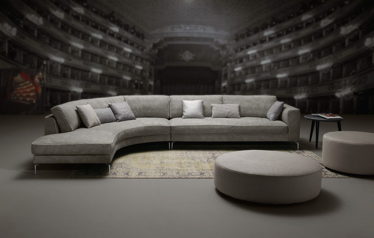 VALENTINO - Image 3